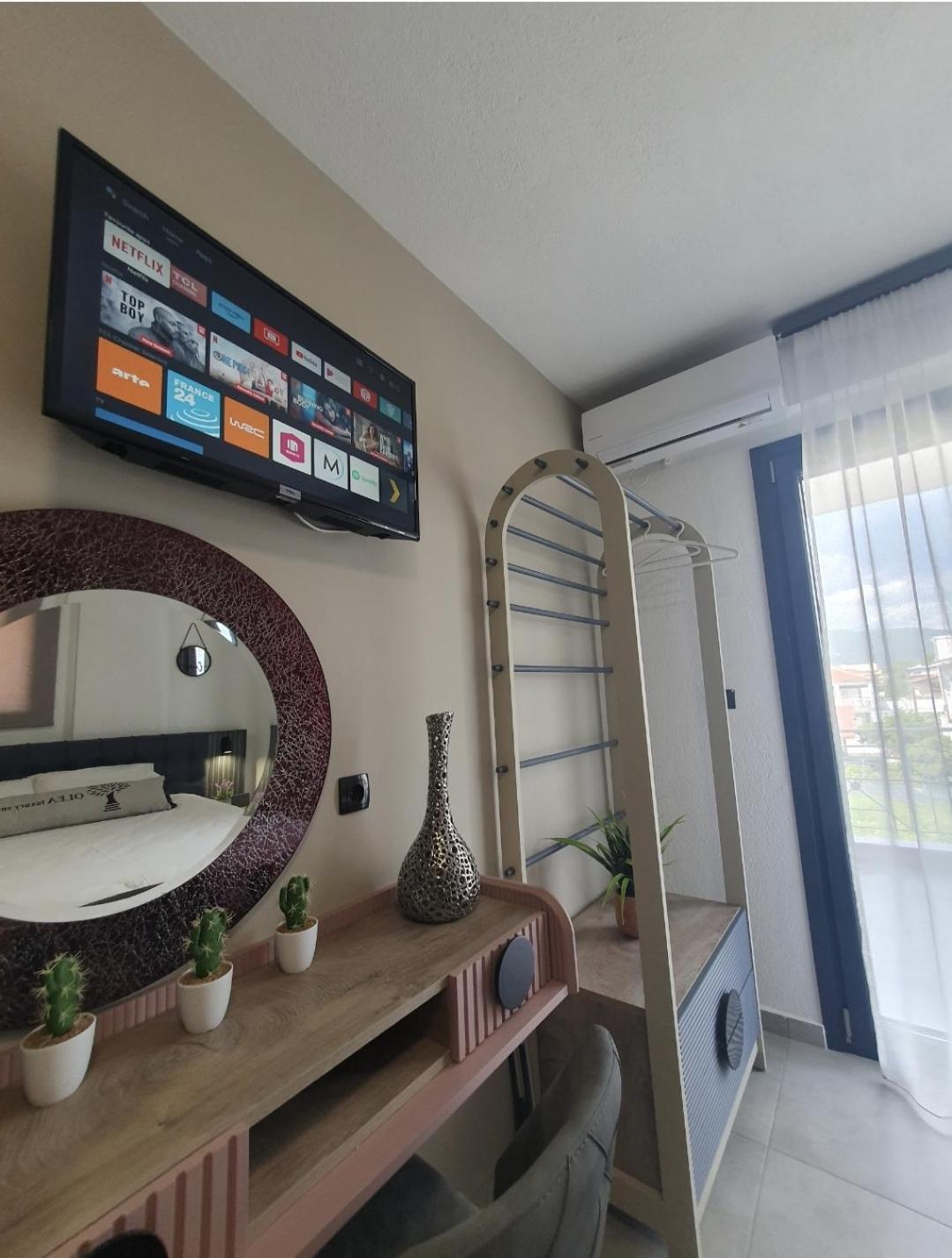 Olea Luxury Suites Asproválta Eksteriør bilde